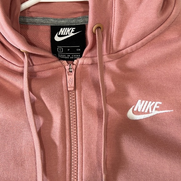 NEW Size s baby pink Nike zip up - Picture 4 of 7